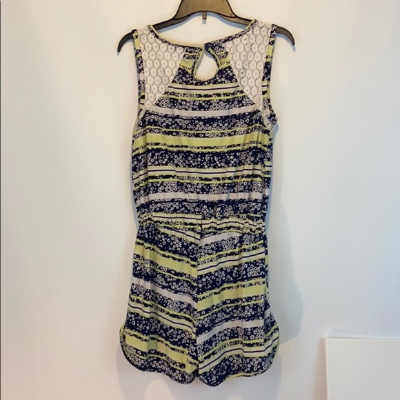 Derek Heart Women’s Romper Size L - Picture 4 of 9